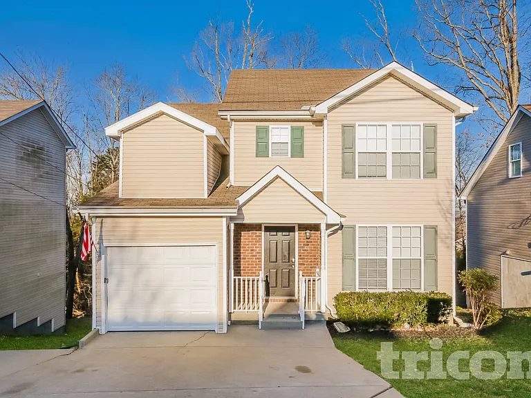 700 Holland Ridge Dr — Photo 1