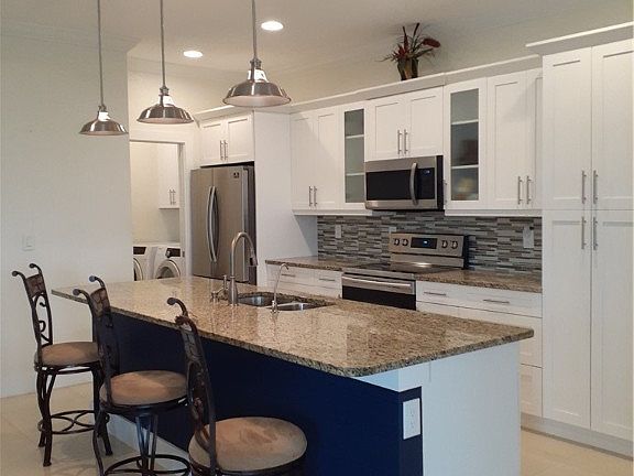 5th image of 1346 NW 15th Pl