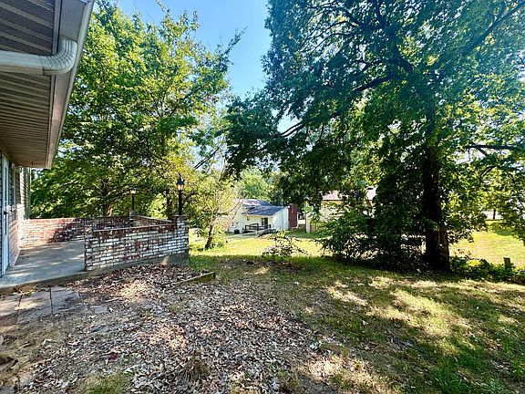 2nd image of 109 Centennial Dr