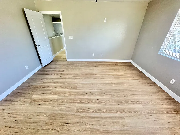 8782 Brilliant Star Dr — Photo 26