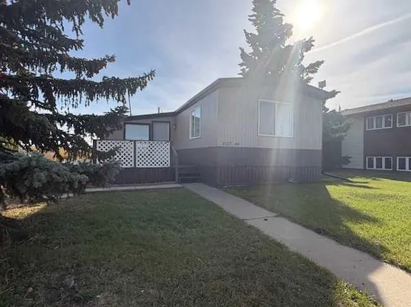 5127 NW 49th St, Hardisty, AB T0B 1V0
