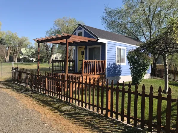 317 W White St, Marlin, WA 98832