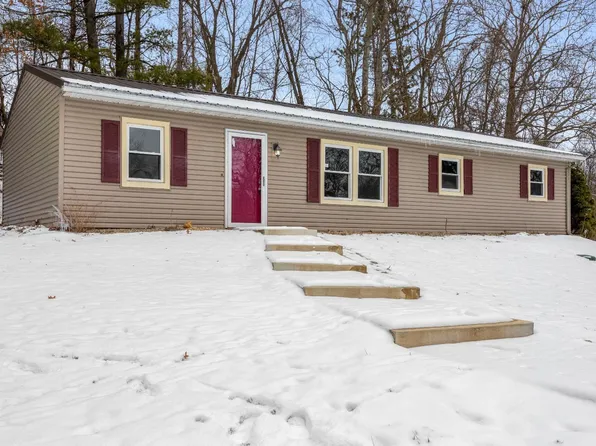 670 Timothy Dr, Willard, OH 44890