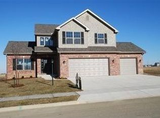 2621 W Carrington Ct, Dunlap, IL 61525