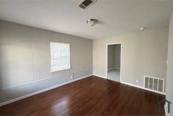 2 bed, 624 sqft, $650 — Photo 2