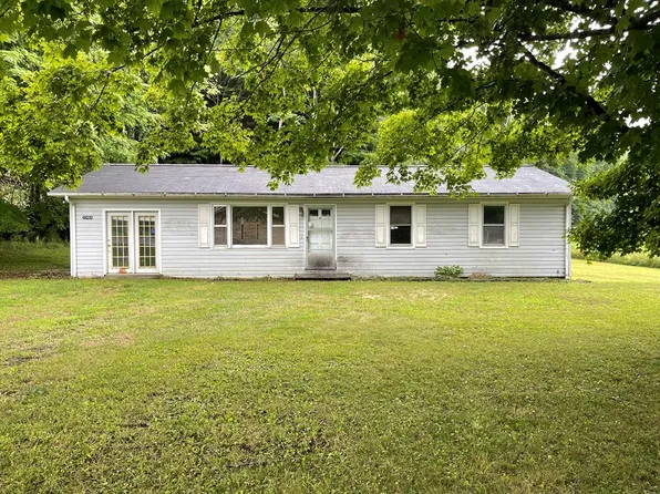 20464 Azen Rd, Damascus, VA 24236