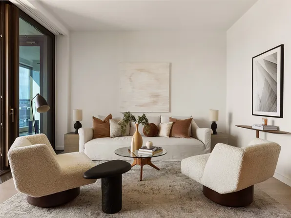 500 West 18th Street image 3 of 14