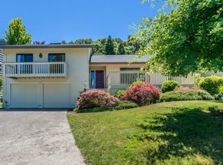21 Tamarisk, Moraga, CA 94556