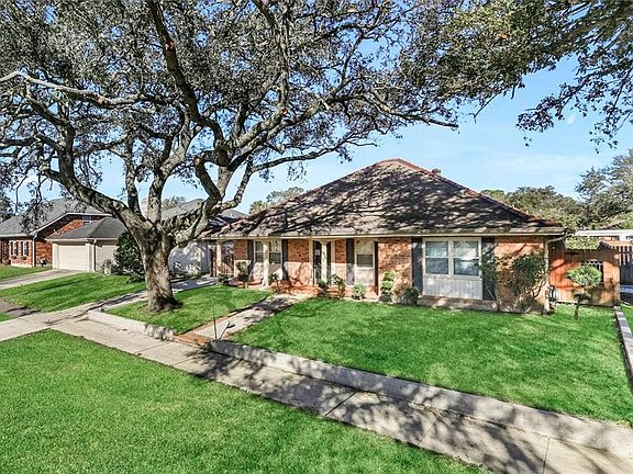 2nd image of 2353 Leon C Simon Dr