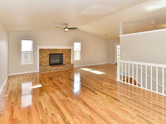 5th image of 6780 Lange Cir