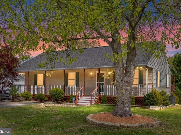 496 Albrough Blvd, Colonial Beach, VA 22443