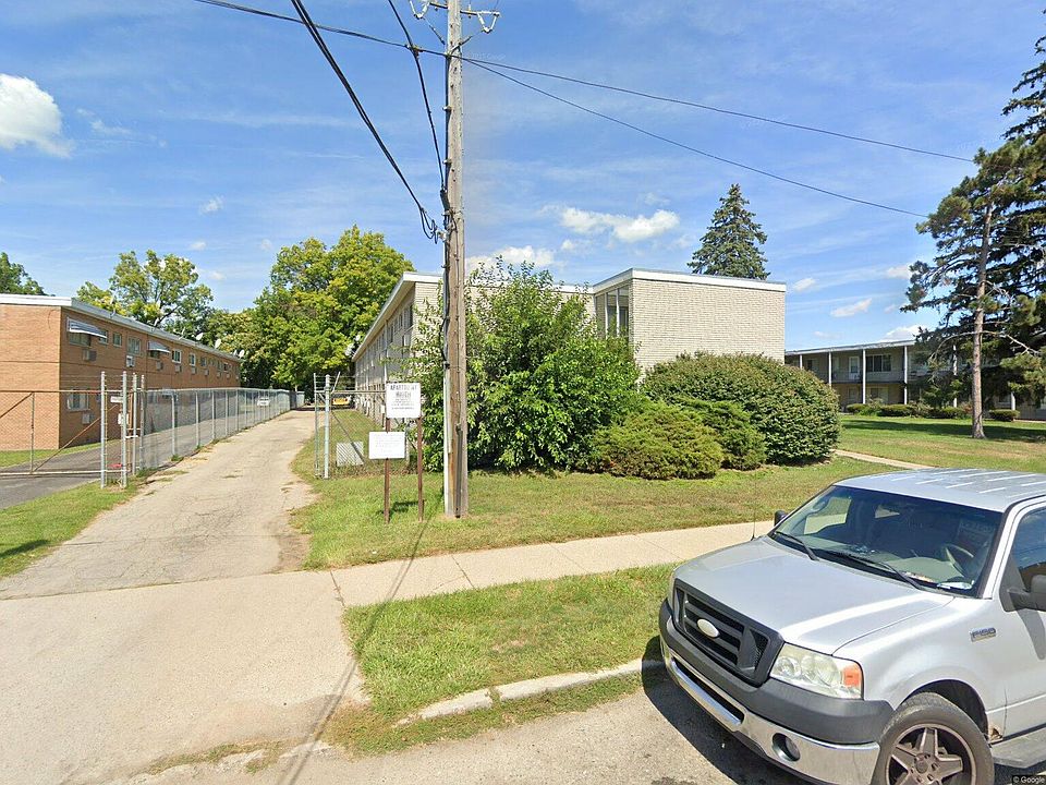 1st image of 17175 Redford St #219-1