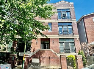 2448 W Bloomingdale Ave APT 1W, Chicago, IL 60647