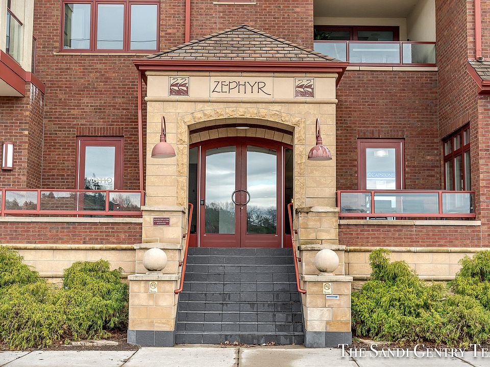 22 S Harbor Dr Grand Haven MI Zillow