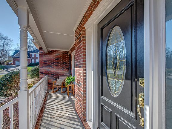 2nd image of 1511 Lavington Ct