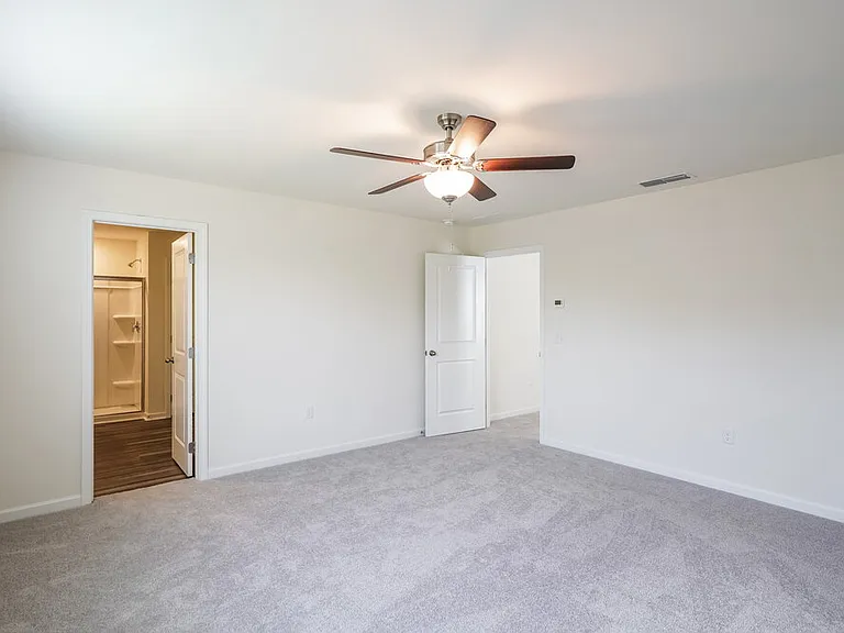 185 Snowdrop Ave — Photo 9