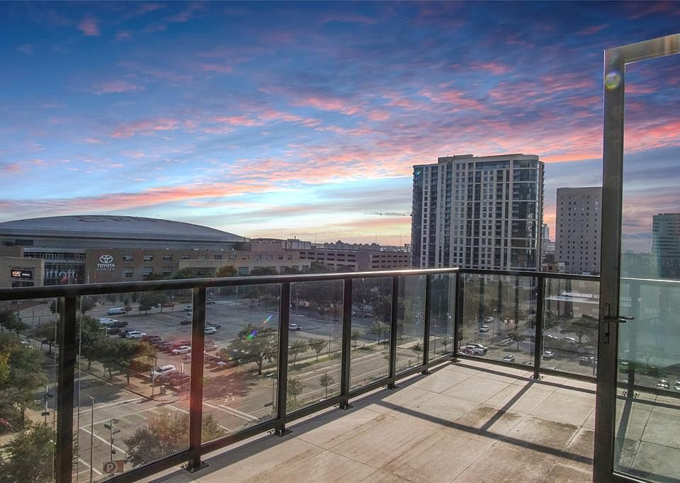 1st image of 1211 Caroline Street #803