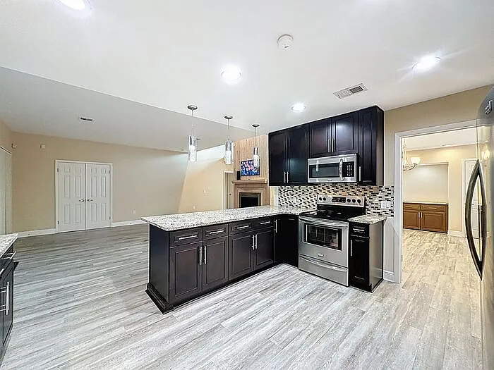 6846 Lake View Dr — Photo 18
