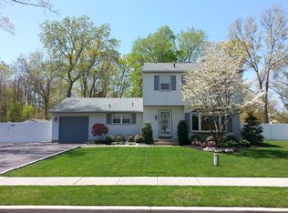 22 W Judith Dr, Hammonton, NJ 08037