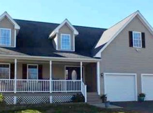 49 Mountain View Dr, Belchertown, MA 01007