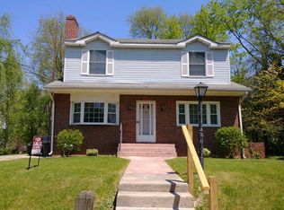 215 E Williams Ave, Barrington, NJ 08007