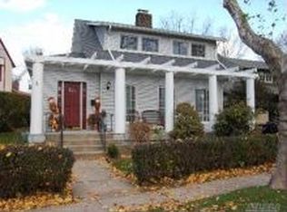 51 Superior Rd, Floral Park, NY 11001