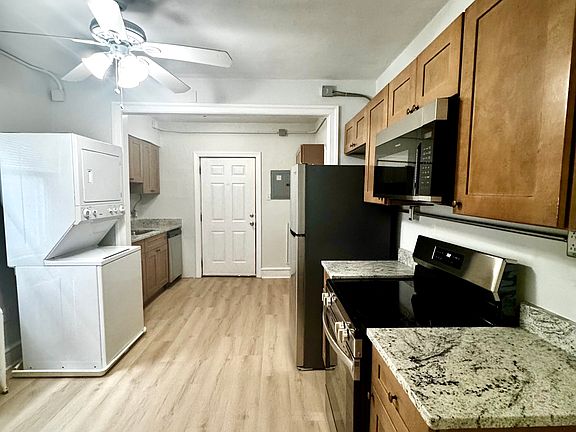 3rd image of 12 Gay St Floor 2