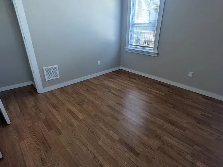 1495 State St #1R — Photo 2