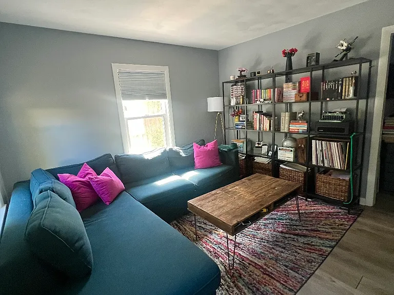 21 William St #1 — Photo 3