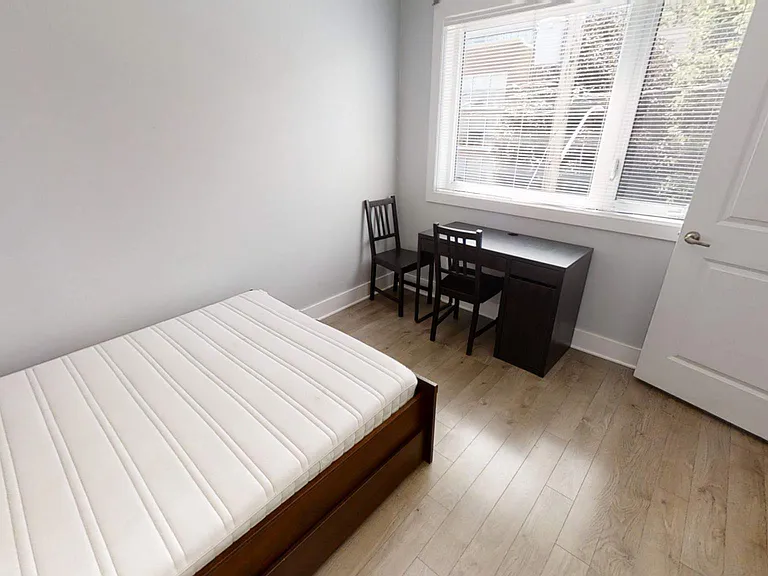 173 Henderson Ave #2G — Photo 5