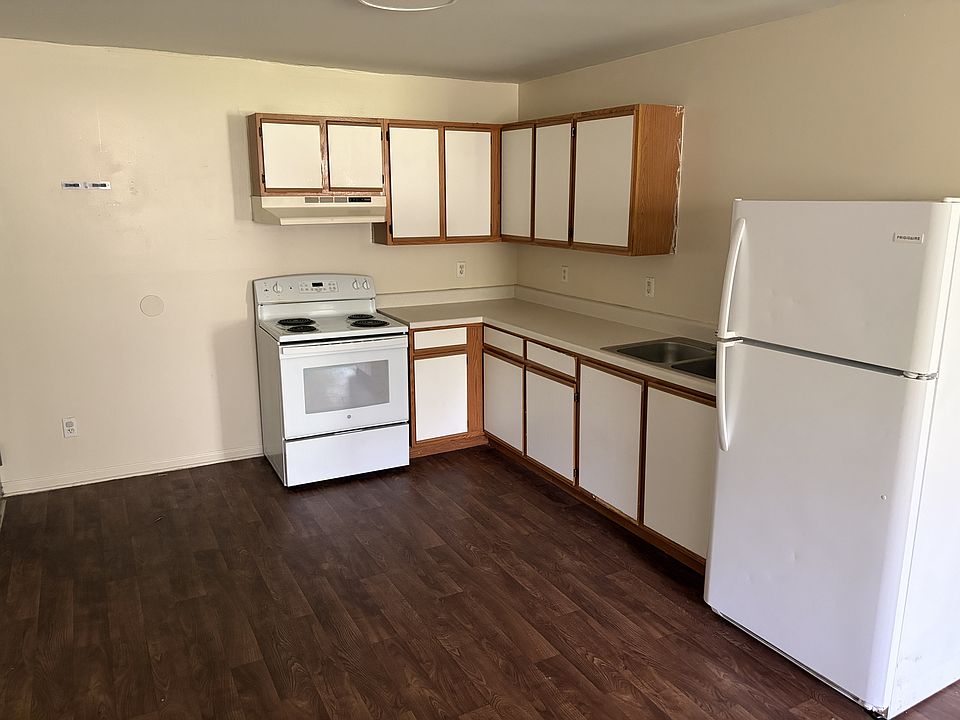 1st image of 1120 Minns Dr APT 16