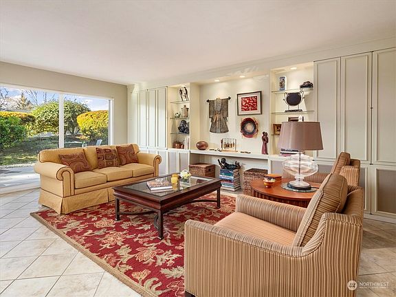 3rd image of 2501 Canterbury Lane E #120