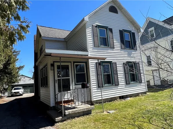 125 Cramer Ave, Oneida, NY 13421