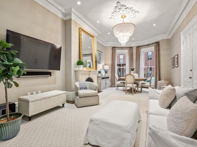 93 Pembroke St #1, Boston, MA, 02118