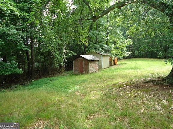4th image of 9480 Waldrip Rd
