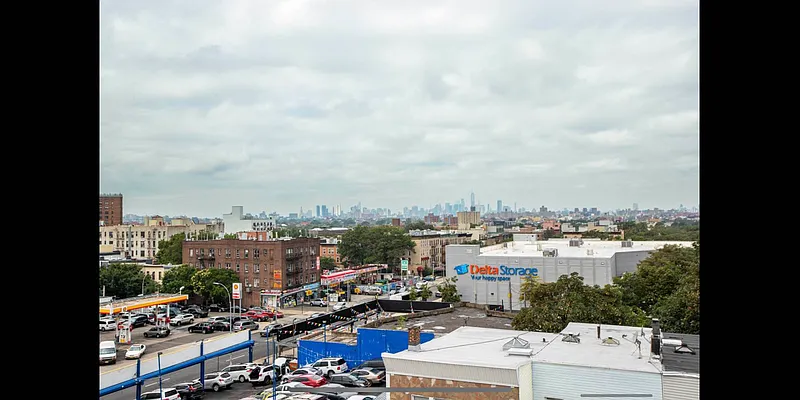 Rented by Delmark Realty LLC | media 56