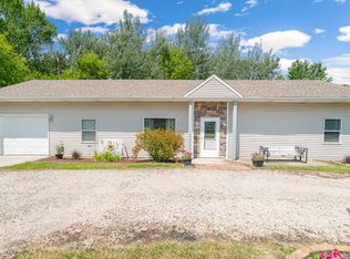 310 N 5th Ave, Coal City, IL 60416
