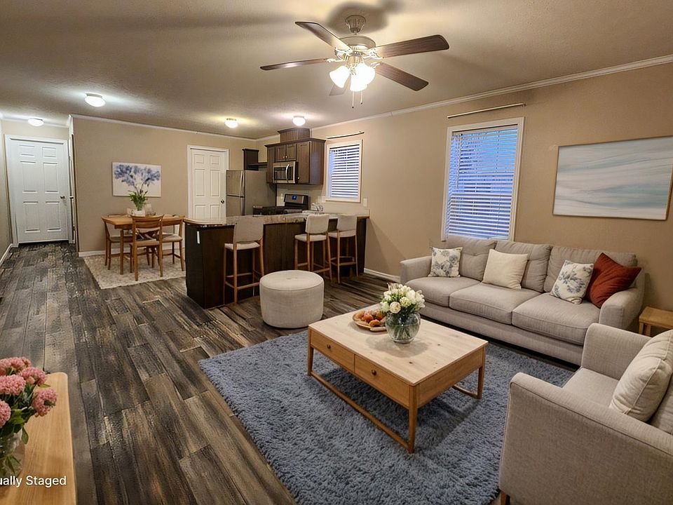 VS Living Room to Kitchen