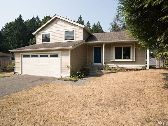4th image of 2423 229th Ave NE