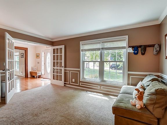 4th image of 6674 Stillington Dr
