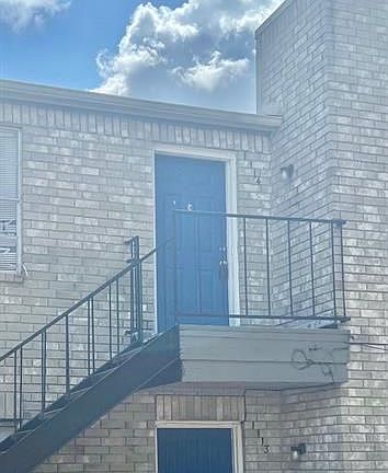 2nd image of 9700 Leawood Blvd APT 1114