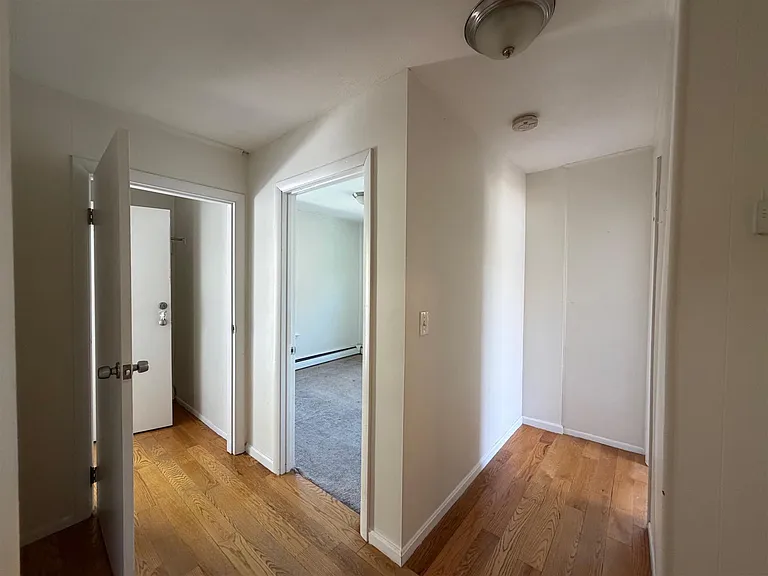 46 Lincoln St — Photo 7