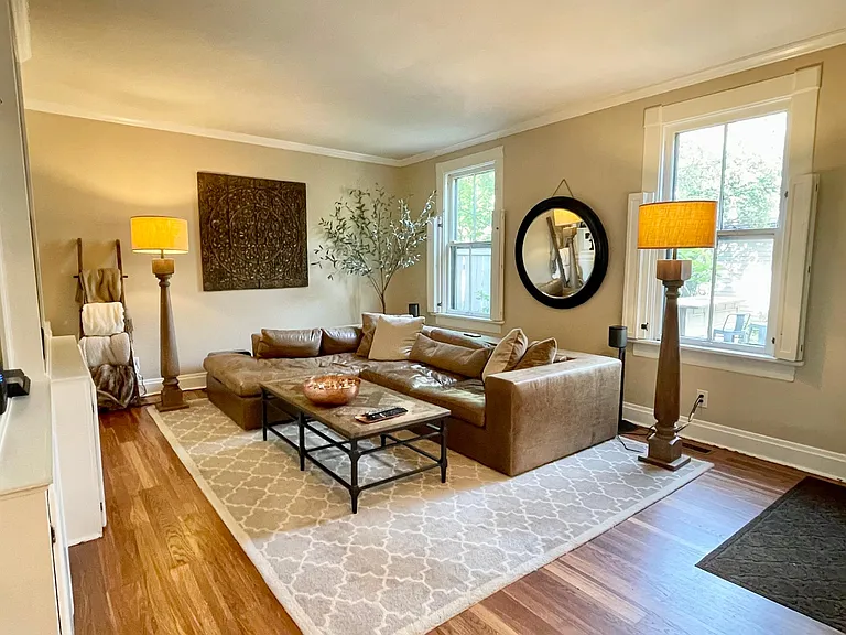 1070 City Park Ave — Photo 5