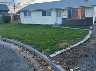 651 S Grand Pl, Moses Lake, WA 98837