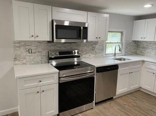 236 Beacon St, Clinton, MA 01510