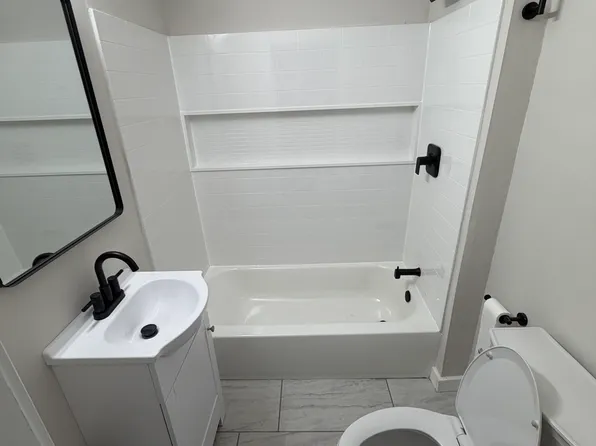 (undisclosed Address), Syracuse, NY 13206