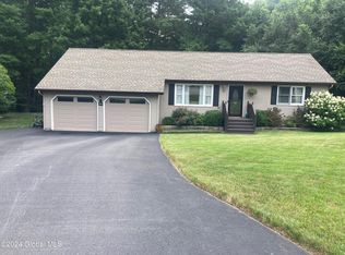 30 Rum Cherry Rd, Malta, NY 12020