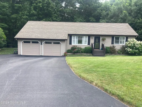 30 Rum Cherry Road, Ballston Spa, NY 12020