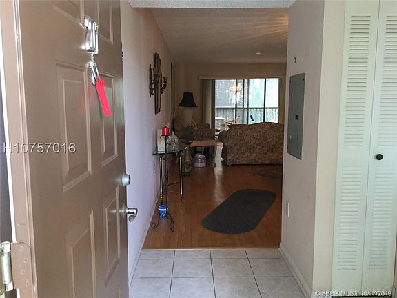 5th image of 900 SW 142nd Ave APT 207L