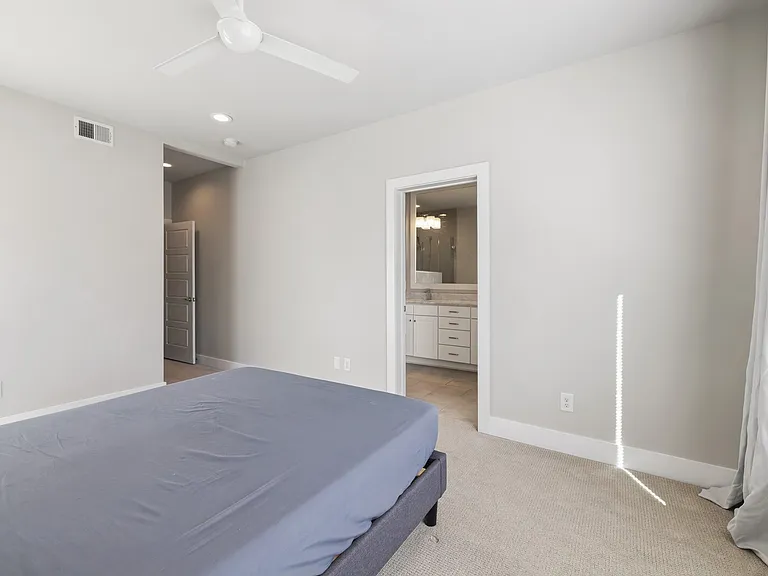 523B Weakley Ave — Photo 31